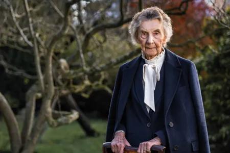 Headshot of Halina Lewicka 