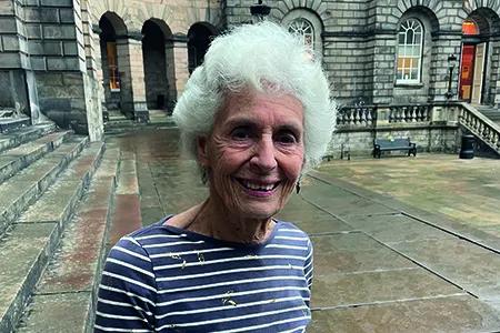 Head shot of Helen Zealley