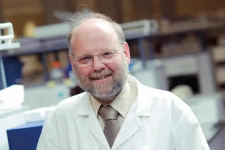 Ian Wilmut in the lab