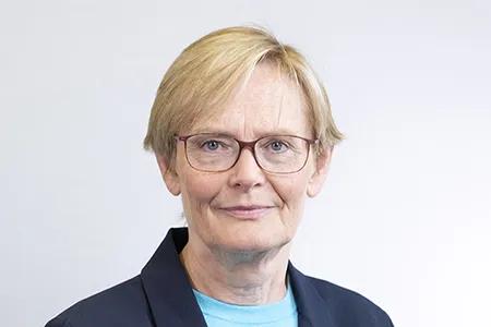 Head shot of Sarah Cunningham Burley