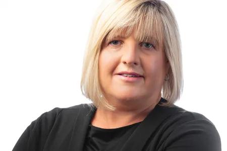 Headshot of Suzanne Creed