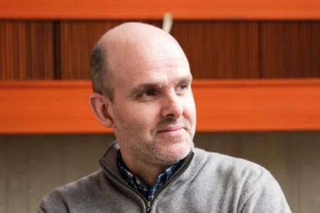 Portrait of Tom Gillingwater.