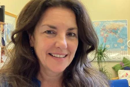 Headshot of Liz Grant