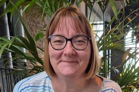 Head shot of Jennifer Hill