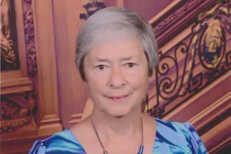 Head shot of Dorothy