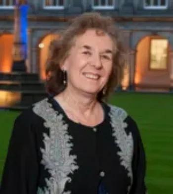 Head shot of Eve Johnstone