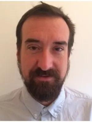 Portrait of Dr Matthew MacKisack