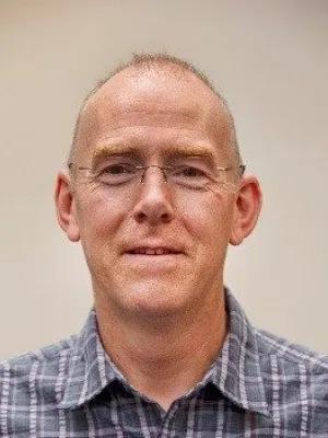 Head shot David Porteous