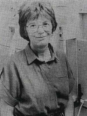 Archive black and white image of Maureen Roberts