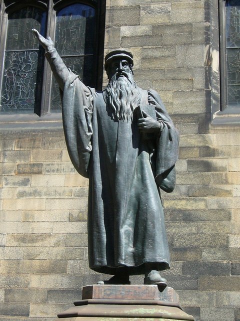 statue of john knox on the mound